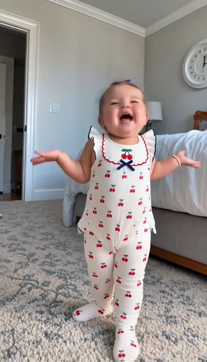 Baby Dancing AI: Make This Meme Video Online
