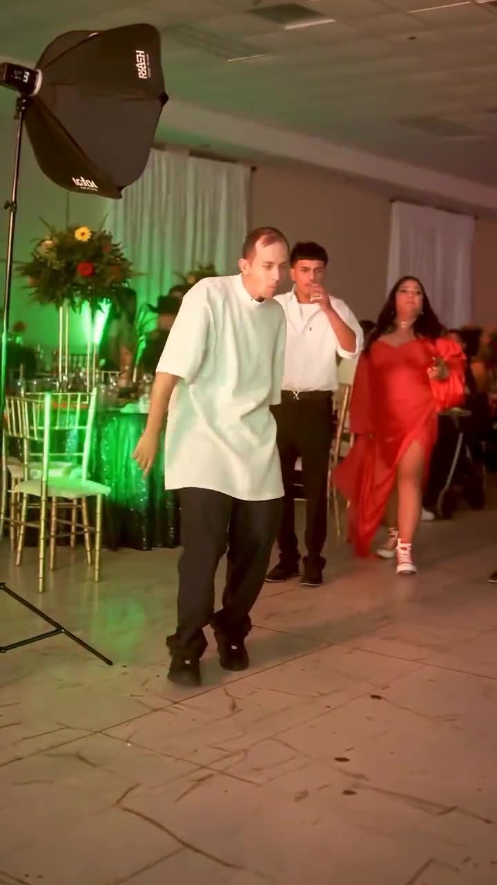 Bby Wow Guy AI: Put Your Face in the Guy Dancing at a Quince Meme: Make This Meme Video Online