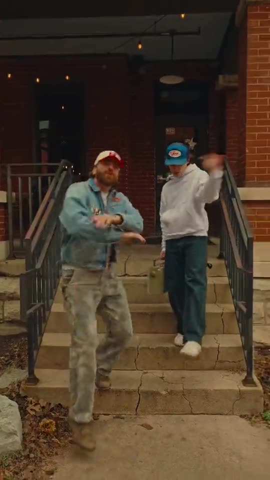 How to Make a Boombox Rap AI: Rap Down the Street While Your Friend Carries the Boombox on RemixMeme