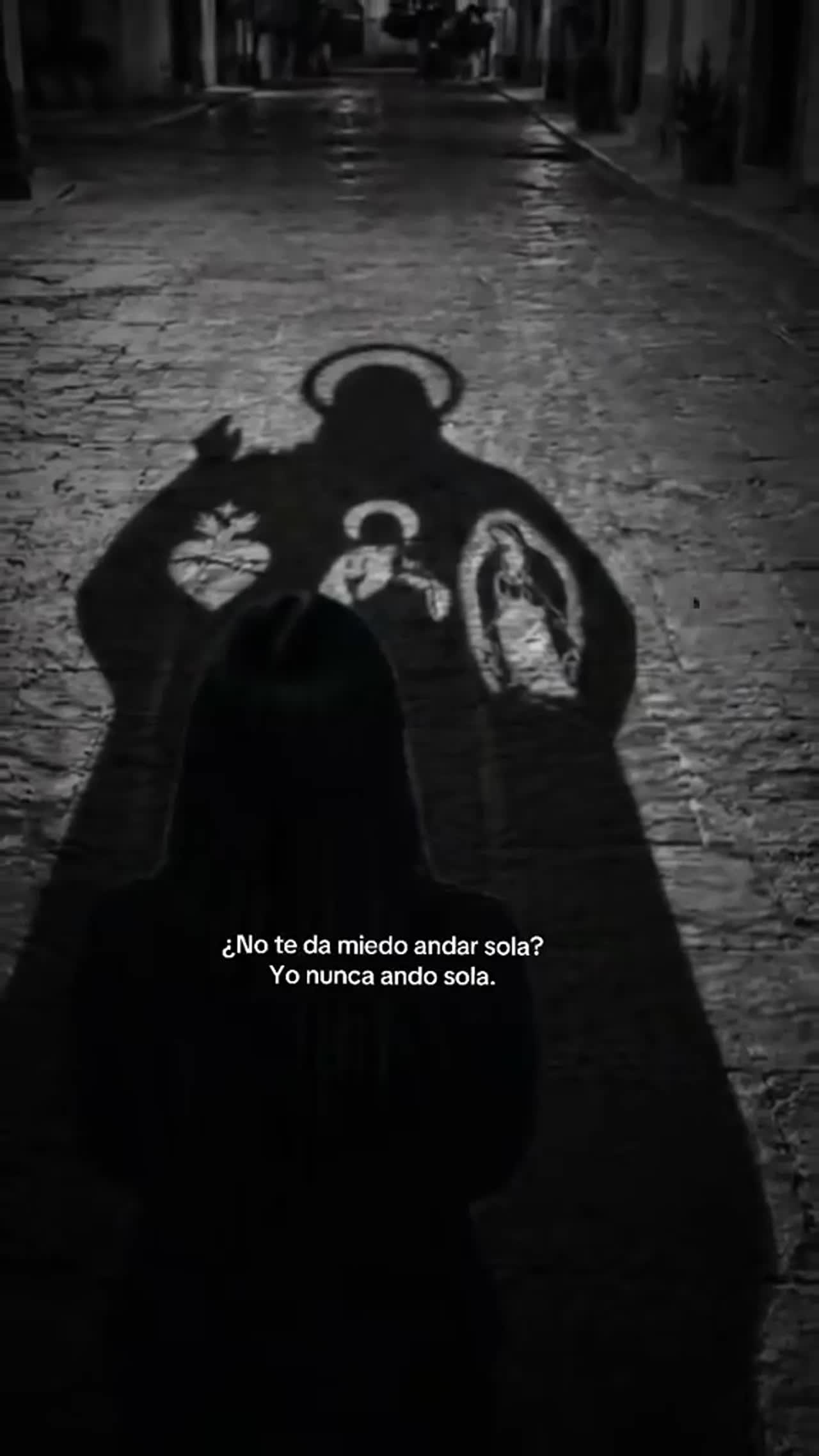 No Te Da Miedo Andar Sola AI Video · 2 AI meme video preview